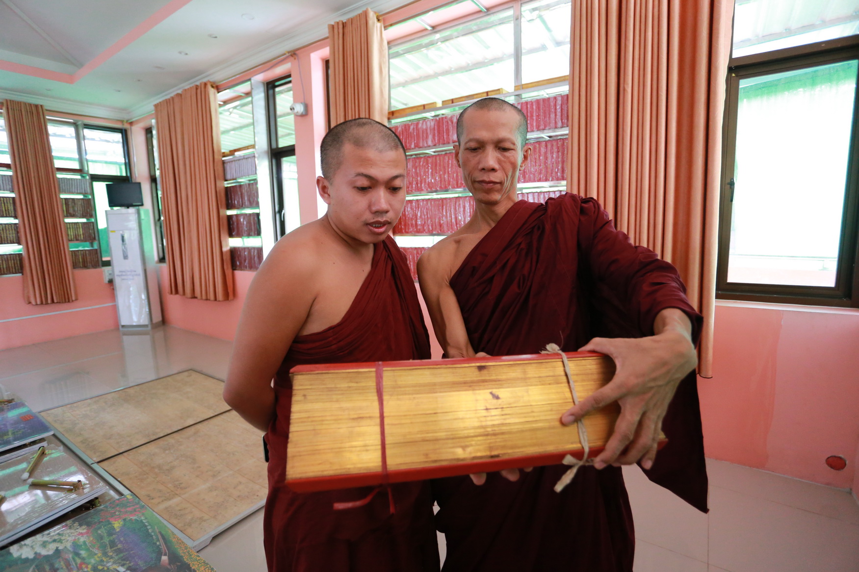 myanmar/12..JPG